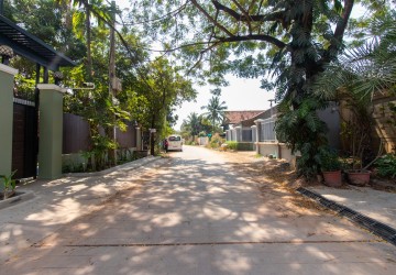 2 Bedroom Apartment Rent - Slor kram, Siem Reap thumbnail