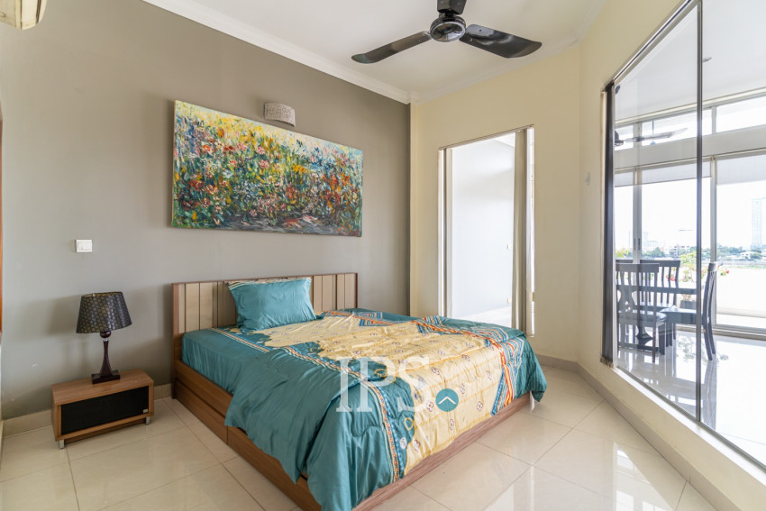 Renovated  2 Bedroom  1 Office Flat For Sale - Riverside, Phnom Penh