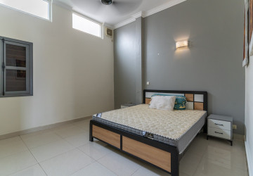 Renovated  2 Bedroom  1 Office Flat For Sale - Riverside, Phnom Penh thumbnail