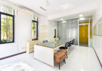 40sqm Office Space  For Rent - Slorkram, Siem Reap thumbnail