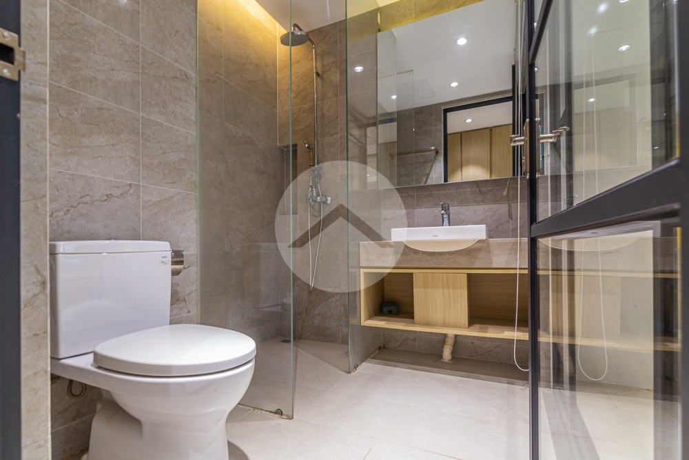 1 Bedroom Apartment For Rent -BKK1, Phnom Penh - Image 3