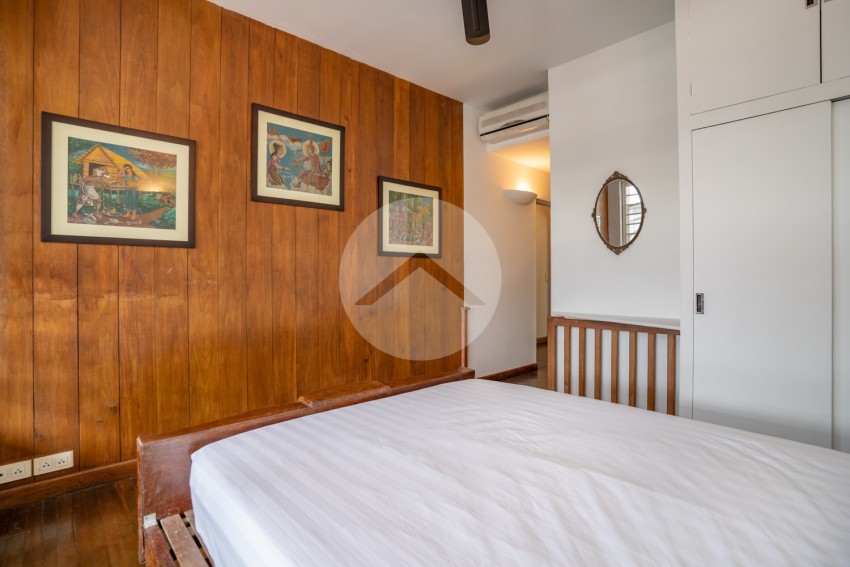 4 Bedrooms Duplex Penthouse For Rent - Along Riverside, Phsar Kandal 1, Phnom Penh