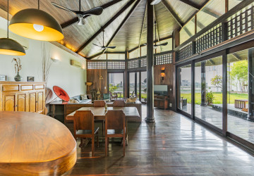 Renovated Duplex 4 Bedroom Penthouse For Rent - Phsar Kandal 1, Phnom Penh thumbnail