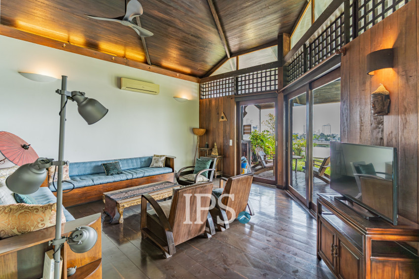Renovated Duplex 4 Bedroom Penthouse For Rent - Phsar Kandal 1, Phnom Penh