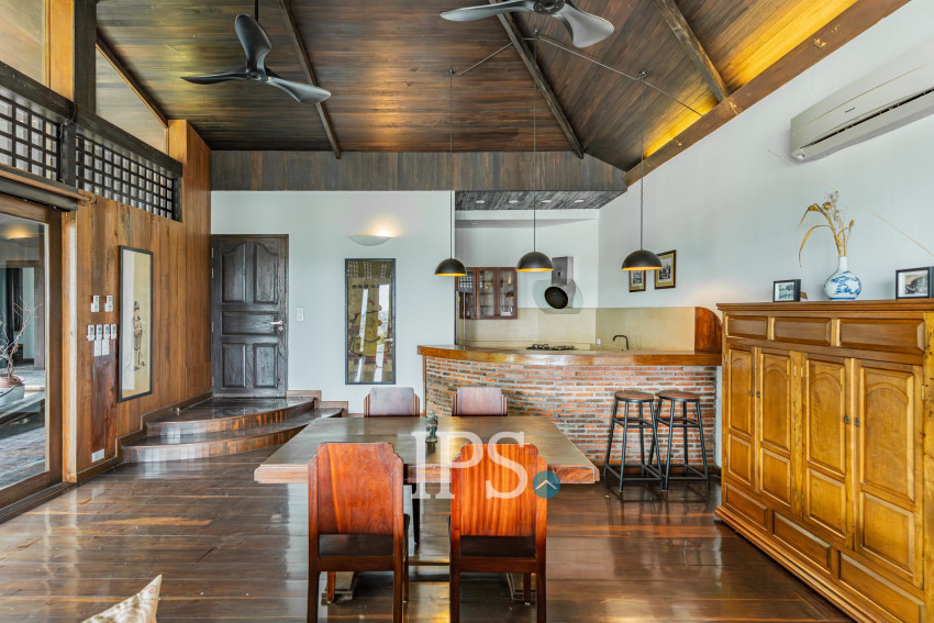Renovated Duplex 4 Bedroom Penthouse For Rent - Phsar Kandal 1, Phnom Penh