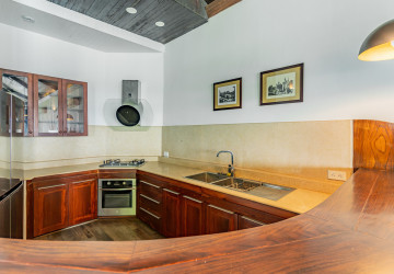 Renovated Duplex 4 Bedroom Penthouse For Rent - Phsar Kandal 1, Phnom Penh thumbnail