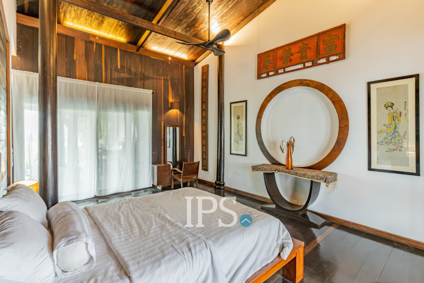 Renovated Duplex 4 Bedroom Penthouse For Rent - Phsar Kandal 1, Phnom Penh