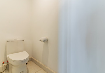 Renovated Duplex 4 Bedroom Penthouse For Rent - Phsar Kandal 1, Phnom Penh thumbnail