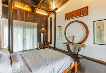 Renovated Duplex 4 Bedroom Penthouse For Rent - Phsar Kandal 1, Phnom Penh thumbnail