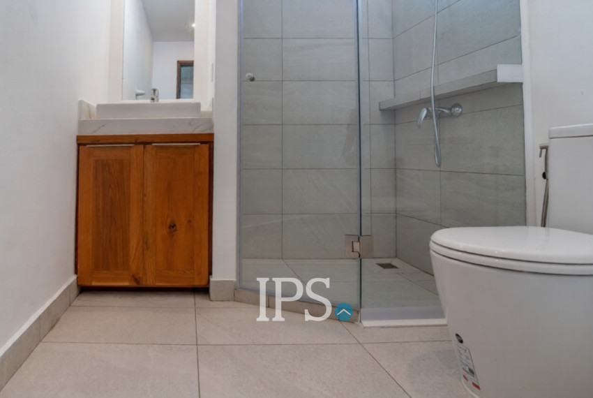 Renovated Duplex 4 Bedroom Penthouse For Rent - Phsar Kandal 1, Phnom Penh