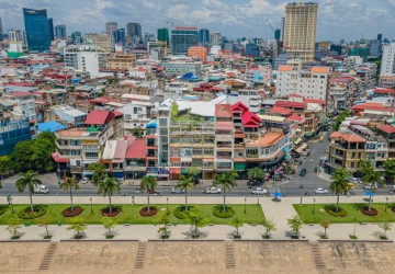 Renovated Duplex 4 Bedroom Penthouse For Rent - Phsar Kandal 1, Phnom Penh thumbnail