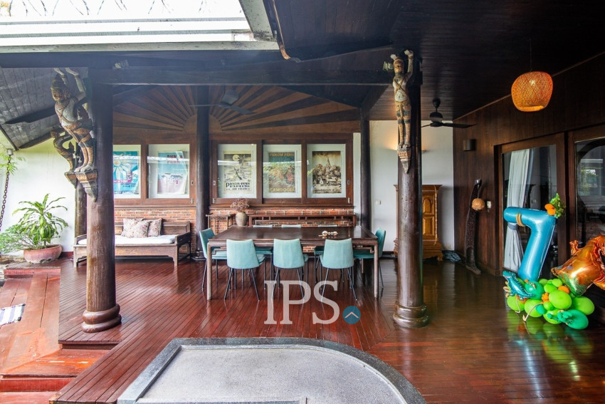 Renovated Duplex 4 Bedroom Penthouse For Rent - Phsar Kandal 1, Phnom Penh