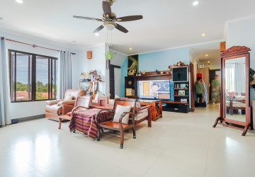 5 Bedroom Apartment For Rent - Slor Kram, Siem Reap thumbnail