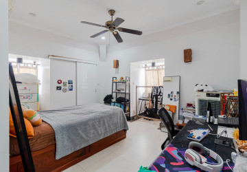 5 Bedroom Apartment For Rent - Slor Kram, Siem Reap thumbnail