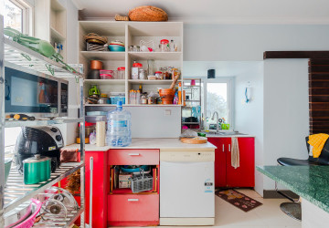 5 Bedroom Apartment For Rent - Slor Kram, Siem Reap thumbnail