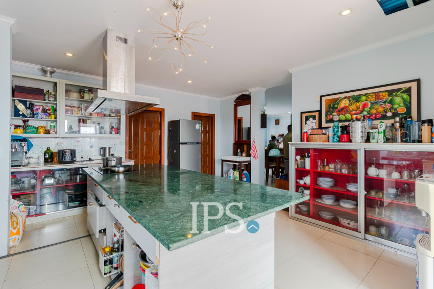 5 Bedroom Apartment For Rent - Slor Kram, Siem Reap