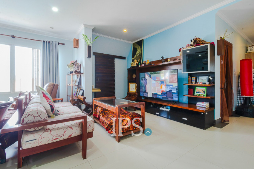 5 Bedroom Apartment For Rent - Slor Kram, Siem Reap