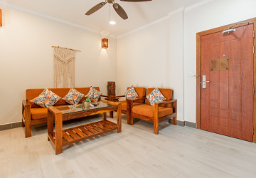 2 Bedroom Apartment For Rent - Slor Kram, Siem Reap thumbnail