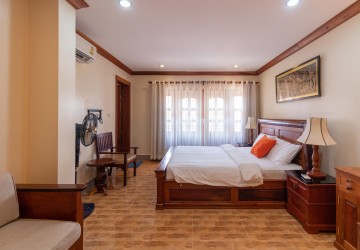 2 Bedroom Apartment For Rent - Kouk Chak, Siem Reap thumbnail