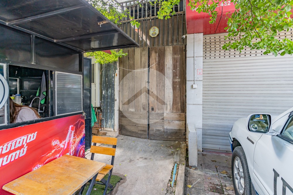 Renovated 1 Bedroom Apartment For Rent - Toul Tum Poung 1, Phnom Penh - Image 19
