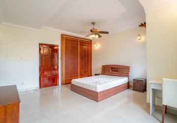 4 Bedroom Villa for Rent - Bassac Garden City, Phnom Penh thumbnail
