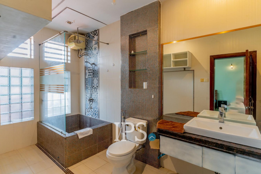 4 Bedroom Villa for Rent - Bassac Garden City, Phnom Penh