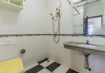 4 Bedroom Villa for Rent - Bassac Garden City, Phnom Penh thumbnail