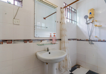 4 Bedroom Villa for Rent - Bassac Garden City, Phnom Penh thumbnail