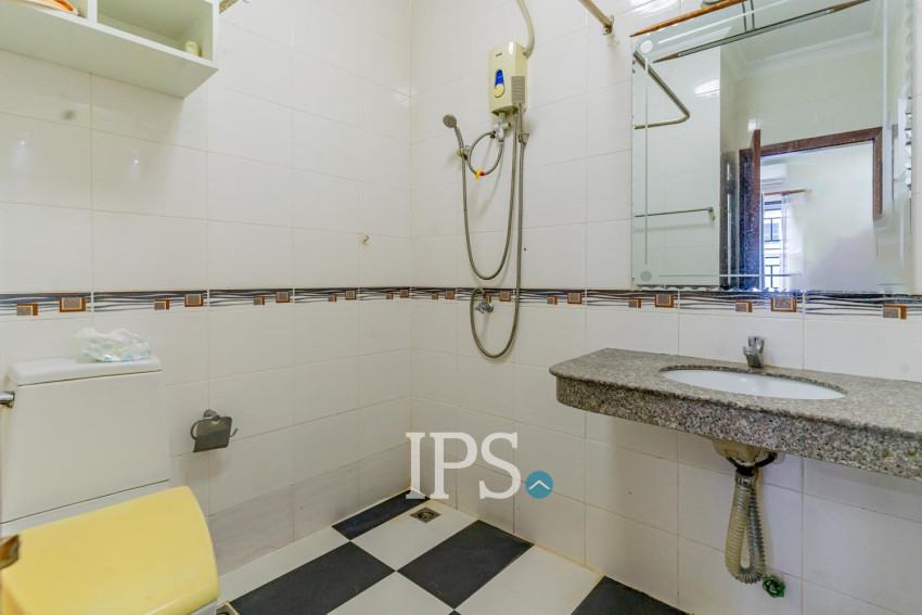 4 Bedroom Villa for Rent - Bassac Garden City, Phnom Penh