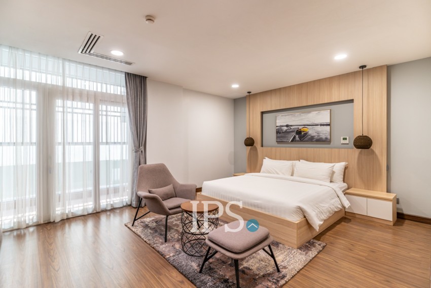 3 Bedroom Serviced Apartment For Rent - BKK2, Phnom Penh