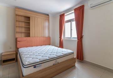 2 Bedrooms Condo For Rent - BKK2, Phnom Penh thumbnail