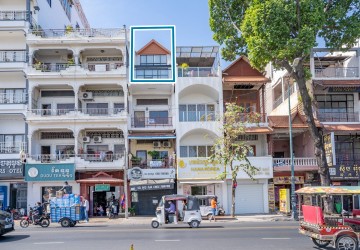 3 Bedroom Duplex Renovated Apartment For Rent - Along Riverside, Phsar Kandal 1, Phnom Penh thumbnail