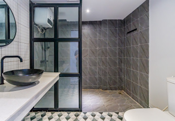 Renovated 3 Bedroom Apartment For Rent - Phsar Kandal 1, Phnom Penh thumbnail