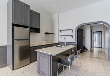 Renovated 3 Bedroom Apartment For Rent - Phsar Kandal 1, Phnom Penh thumbnail