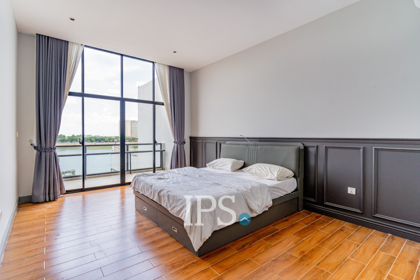 Renovated 3 Bedroom Apartment For Rent - Phsar Kandal 1, Phnom Penh