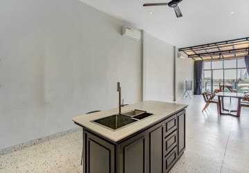 Renovated 3 Bedroom Apartment For Rent - Phsar Kandal 1, Phnom Penh thumbnail
