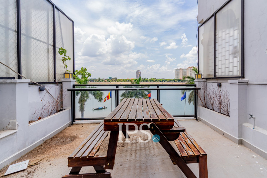 Renovated 3 Bedroom Apartment For Rent - Phsar Kandal 1, Phnom Penh