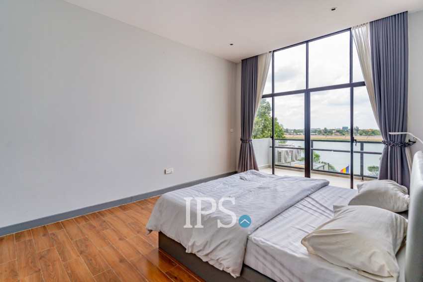 Renovated 3 Bedroom Apartment For Rent - Phsar Kandal 1, Phnom Penh