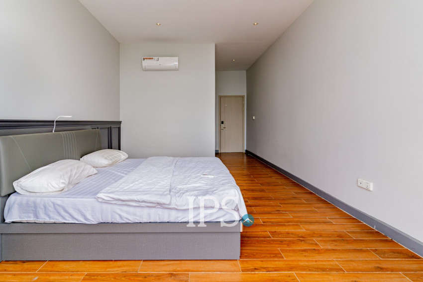 Renovated 3 Bedroom Apartment For Rent - Phsar Kandal 1, Phnom Penh