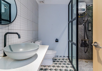 Renovated 3 Bedroom Apartment For Rent - Phsar Kandal 1, Phnom Penh thumbnail