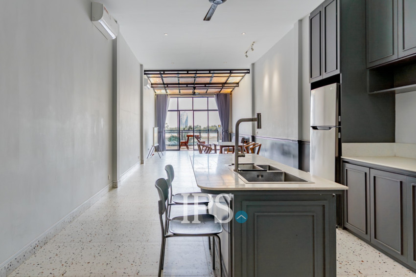 Renovated 3 Bedroom Apartment For Rent - Phsar Kandal 1, Phnom Penh
