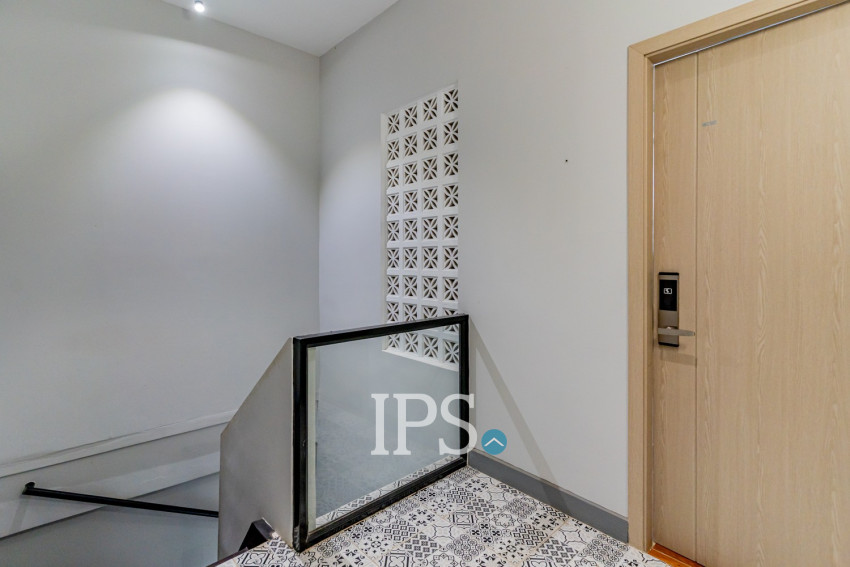 Renovated 3 Bedroom Apartment For Rent - Phsar Kandal 1, Phnom Penh