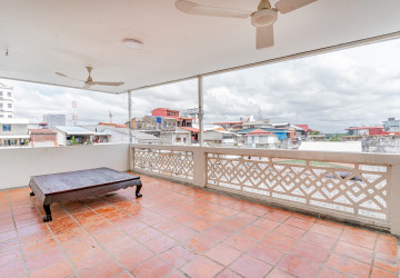 Renovated 3 Bedroom Apartment For Rent - Phsar Kandal 1, Phnom Penh thumbnail