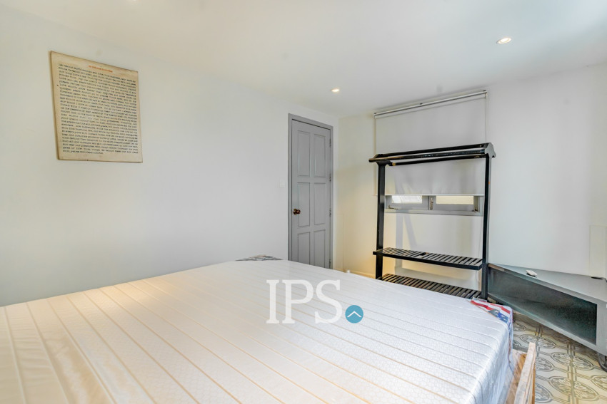 Renovated 3 Bedroom Apartment For Rent - Phsar Kandal 1, Phnom Penh