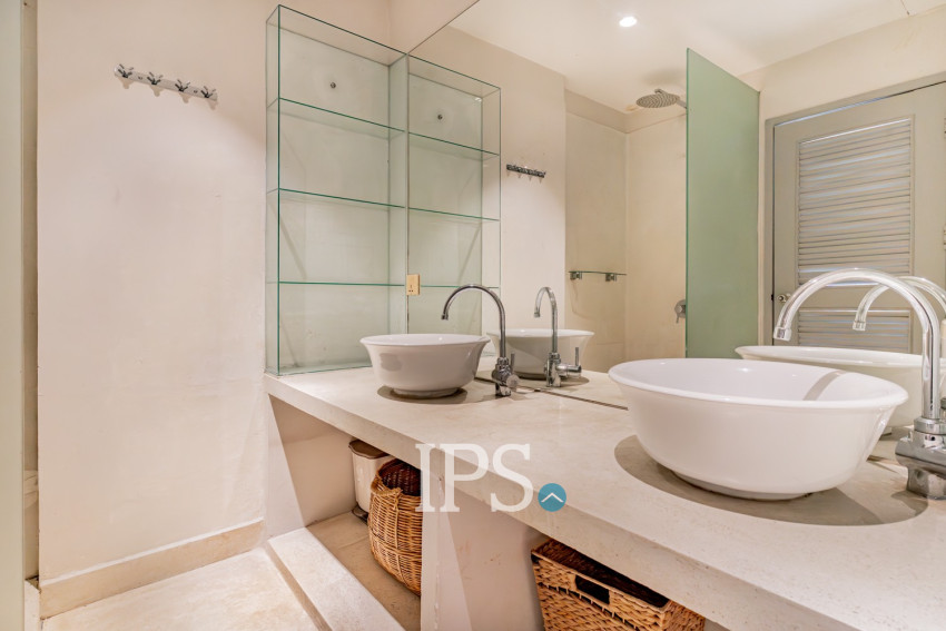 Renovated 3 Bedroom Apartment For Rent - Phsar Kandal 1, Phnom Penh