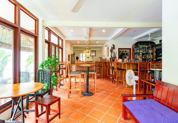 8 Bedroom Vacation Rental Villas For Rent - Sala Kamreuk, Siem Reap thumbnail