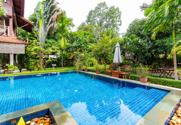 8 Bedroom Vacation Rental Villas For Rent - Sala Kamreuk, Siem Reap thumbnail
