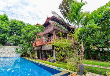 8 Bedroom Vacation Rental Villas For Rent - Sala Kamreuk, Siem Reap thumbnail