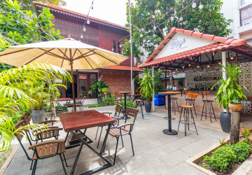 8 Bedroom Vacation Rental Villas For Rent - Sala Kamreuk, Siem Reap thumbnail