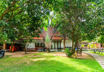 8 Bedroom Vacation Rental Villas For Rent - Sala Kamreuk, Siem Reap thumbnail